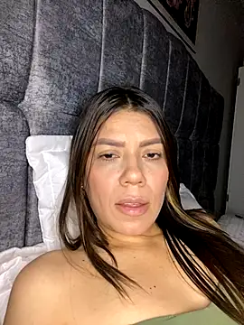 martina contreras online show from October 2025 07:10:02 AM