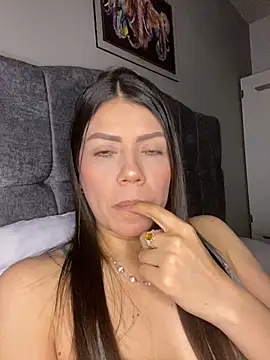 martina contreras online show from March 2026 04:06:02 AM