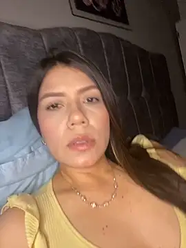 martina contreras online show from May 2026 07:04:02 AM