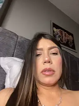 martina contreras online show from June 2026 05:21:02 AM