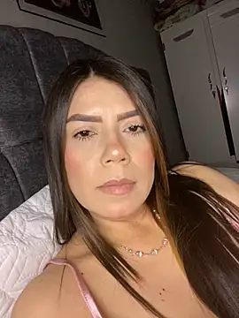 martina contreras online show from July 2026 07:10:01 AM