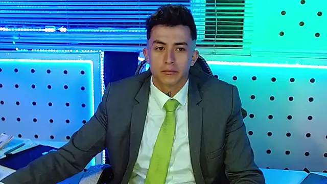 Darko0717 online show from December 2025 11:48:01 AM