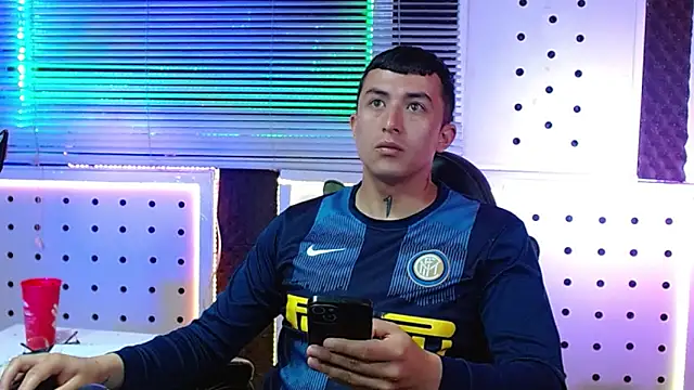 Darko0717 online show from March 2026 12:09:01 PM