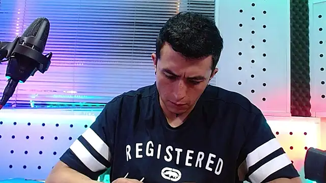 Darko0717 online show from April 2026 12:43:02 AM