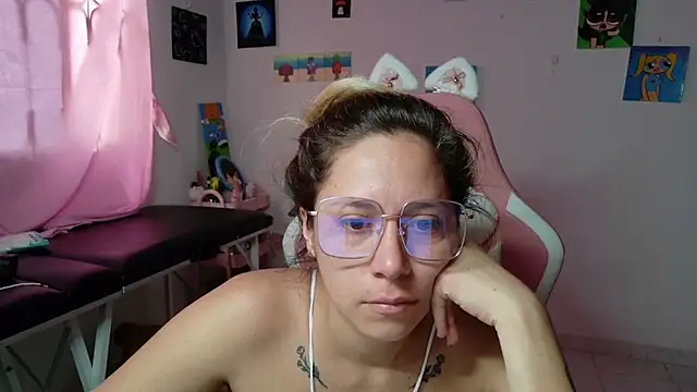 MommyMiaWs online show from January 2026 03:49:02 PM