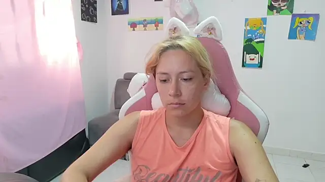 MommyMiaWs online show from March 2026 03:04:01 PM