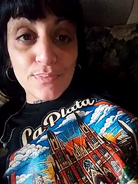 estefyzapata online show from May 2026 07:41:01 PM