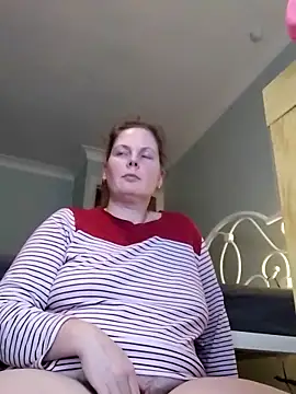 xxSexyBushLinnxx online show from December 2024 08:49:02 PM