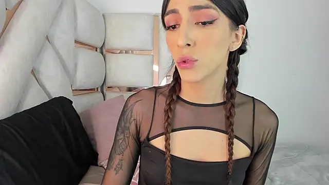 Snapshot of Camila_rehabx chatting on September 2025 08:04:02 AM Camila rehabx online show from September 2025 08:04:02 AM