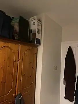 Snapshot of C_Huntsman chatting on February 2025 05:31:02 AM C Huntsman online show from February 2025 05:31:02 AM