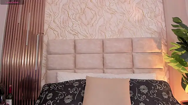 Gaia Stone online show from March 2026 10:54:02 AM