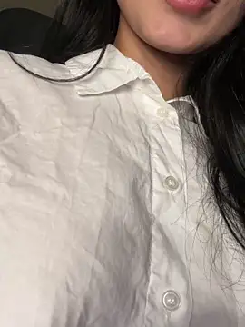 EvaMoet online show from December 2024 08:54:02 AM