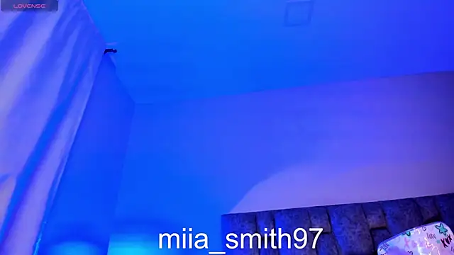 miia-smith97 online show from October 2025 09:34:01 PM