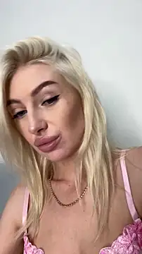 Mia Roxie online show from November 2025 02:23:01 AM