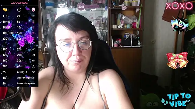 Snapshot of LeonaHarrison chatting on December 2024 07:41:02 PM LeonaHarrison online show from December 2024 07:41:02 PM