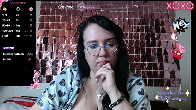 Snapshot of LeonaHarrison chatting on February 2025 04:49:01 AM LeonaHarrison online show from February 2025 04:49:01 AM