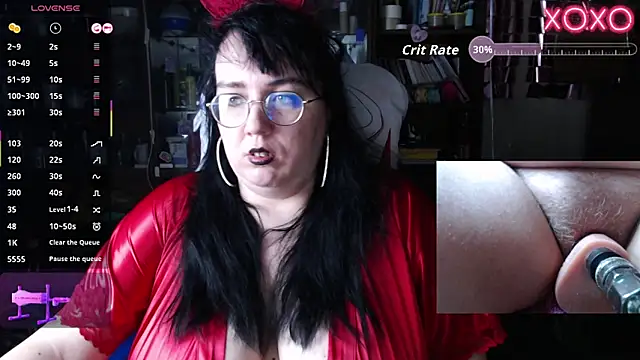 Snapshot of LeonaHarrison chatting on October 2025 12:33:02 AM LeonaHarrison online show from October 2025 12:33:02 AM
