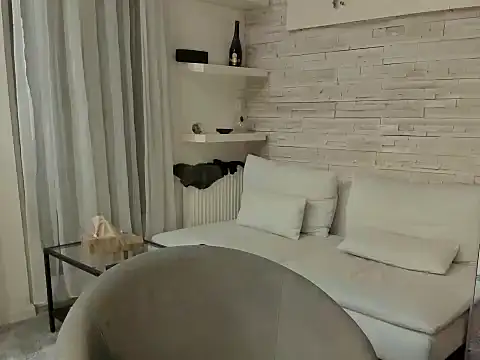 paulblack21 online show from February 2026 06:50:01 PM