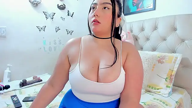 NayaWayne online show from February 2026 04:58:02 PM