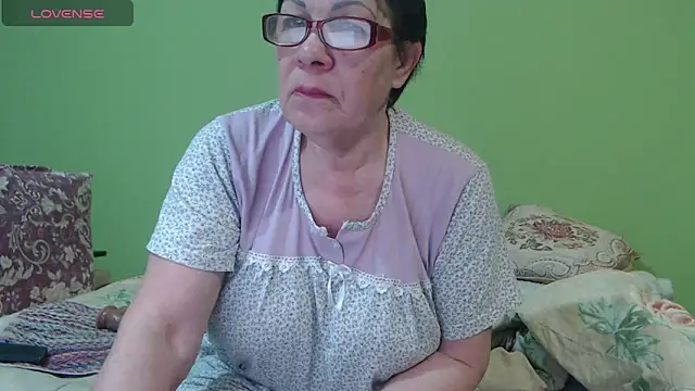 Snapshot of Sandra_Carina chatting on March 2026 12:59:01 AM Sandra Carina online show from March 2026 12:59:01 AM