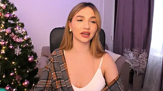 Snapshot of GracefulLook chatting on December 2024 09:38:02 AM GracefulLook online show from December 2024 09:38:02 AM