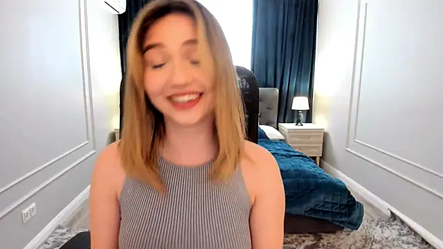 Snapshot of GracefulLook chatting on January 2025 09:46:01 AM GracefulLook online show from January 2025 09:46:01 AM