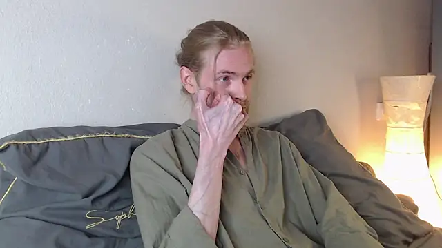 Damien Bi online show from October 2025 08:06:02 PM