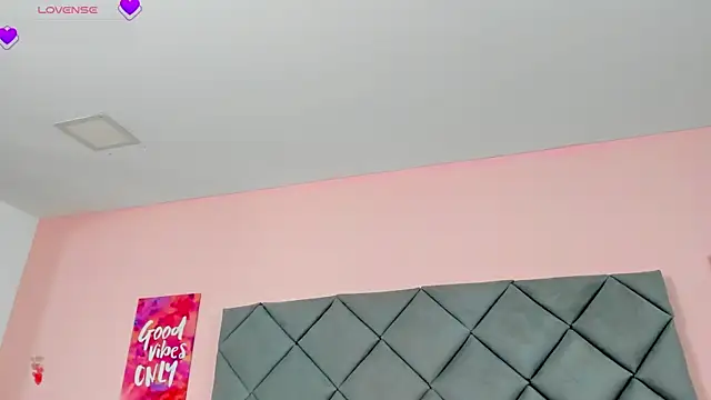 TaylorEvanss online show from November 2025 11:43:02 AM