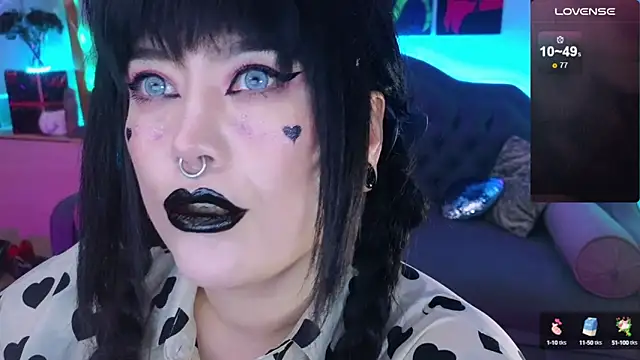 wickedxqueen online show from December 2024 05:28:02 AM