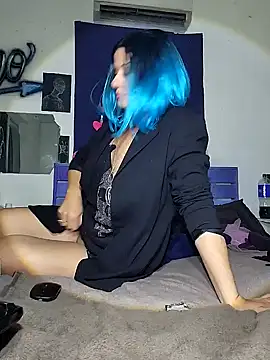 hellocleo40 online show from July 2026 01:01:01 AM