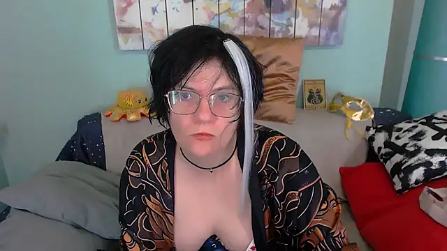 EverlyRays online show from October 2025 04:41:01 PM