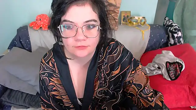 EverlyRays online show from October 2025 06:21:01 PM