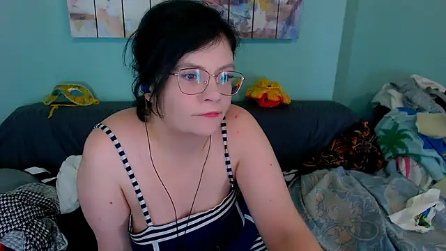 EverlyRays online show from April 2026 10:26:02 PM