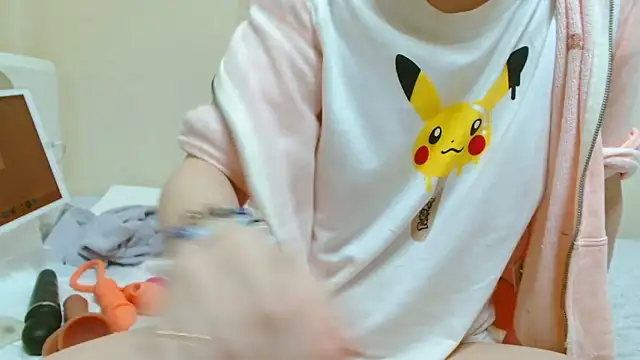 liliyRiSAcha-n online show from September 2025 09:20:01 AM