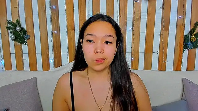 Snapshot of Kris_top_Lee chatting on December 2024 03:50:02 AM Kris top Lee online show from December 2024 03:50:02 AM