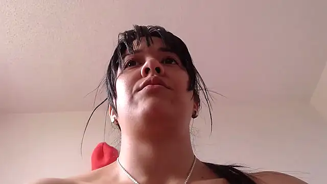 lady hot2xx online show from April 2026 05:55:01 PM