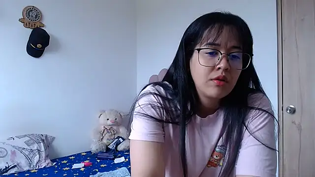 Snapshot of lady_hot2xx chatting on June 2026 04:12:02 PM lady hot2xx online show from June 2026 04:12:02 PM
