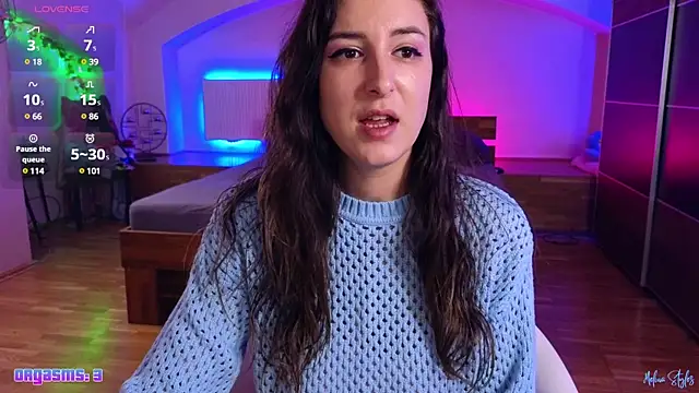 melinastyles online show from December 2024 08:20:02 PM