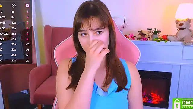 Snapshot of _Eliizabeth_ chatting on February 2025 03:10:02 AM Eliizabeth online show from February 2025 03:10:02 AM