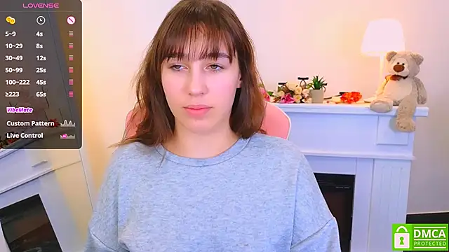 Snapshot of _Eliizabeth_ chatting on February 2025 10:20:02 PM Eliizabeth online show from February 2025 10:20:02 PM