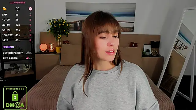 Snapshot of _Eliizabeth_ chatting on March 2025 10:13:02 PM Eliizabeth online show from March 2025 10:13:02 PM