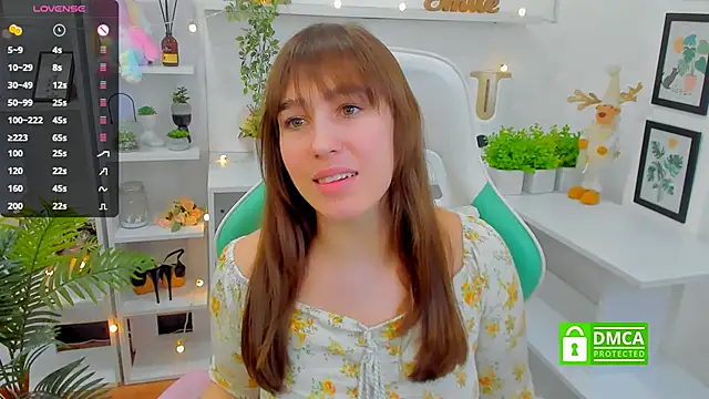 Snapshot of _Eliizabeth_ chatting on March 2025 09:10:02 PM Eliizabeth online show from March 2025 09:10:02 PM