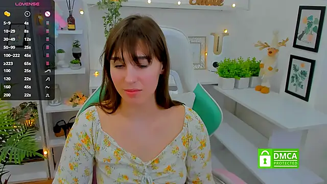 Snapshot of _Eliizabeth_ chatting on March 2025 03:18:02 AM Eliizabeth online show from March 2025 03:18:02 AM