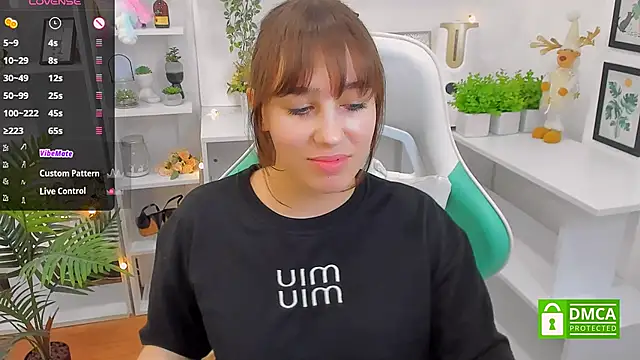 Snapshot of _Eliizabeth_ chatting on March 2025 09:16:02 PM Eliizabeth online show from March 2025 09:16:02 PM