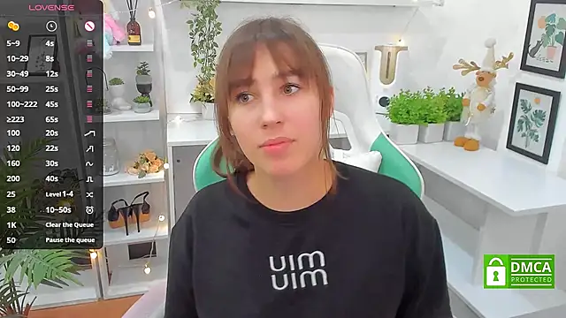 Snapshot of _Eliizabeth_ chatting on March 2025 09:16:02 PM Eliizabeth online show from March 2025 09:16:02 PM