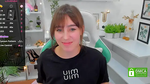 Snapshot of _Eliizabeth_ chatting on March 2025 12:19:02 AM Eliizabeth online show from March 2025 12:19:02 AM