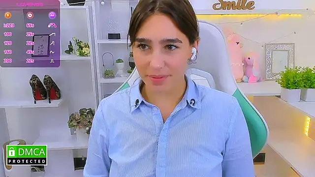 Snapshot of _Eliizabeth_ chatting on September 2025 11:48:02 PM Eliizabeth online show from September 2025 11:48:02 PM