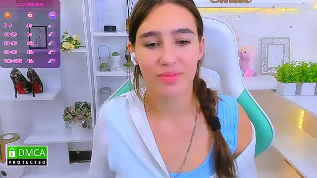 Snapshot of _Eliizabeth_ chatting on September 2025 09:04:02 PM Eliizabeth online show from September 2025 09:04:02 PM