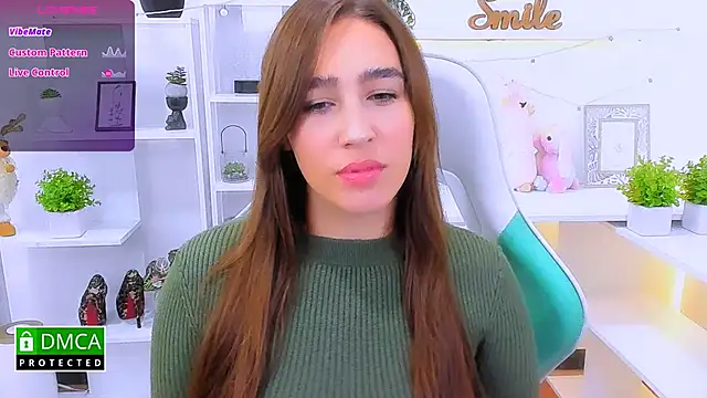 Snapshot of _Eliizabeth_ chatting on September 2025 09:51:01 PM Eliizabeth online show from September 2025 09:51:01 PM