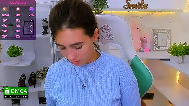 Snapshot of _Eliizabeth_ chatting on September 2025 09:29:02 PM Eliizabeth online show from September 2025 09:29:02 PM